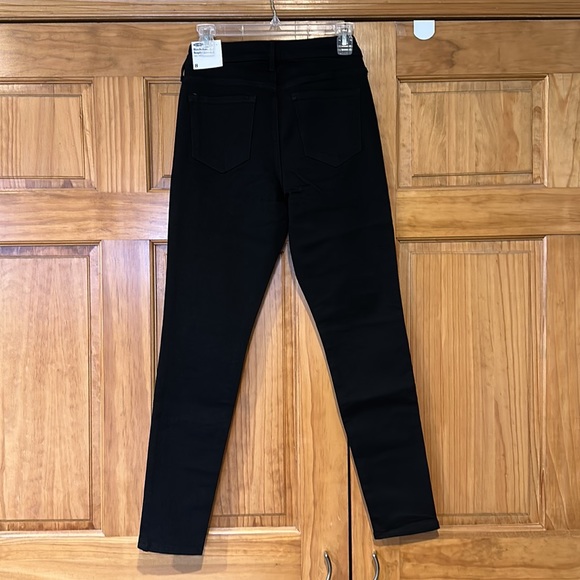 NWT Old Navy Black Rockstar Jeans - Picture 2 of 4